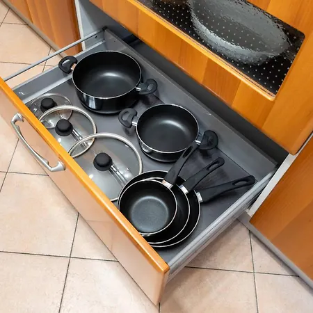 Terrace - 2 Camere, 2 Bagni, Metro A Due Passi Daire *