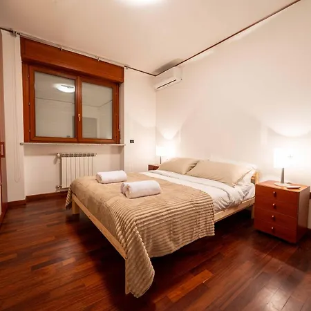 Terrace - 2 Camere, 2 Bagni, Metro A Due Passi * Torino