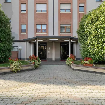 Terrace - 2 Camere, 2 Bagni, Metro A Due Passi