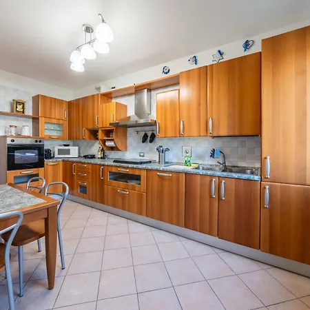 Terrace - 2 Camere, 2 Bagni, Metro A Due Passi * Turin